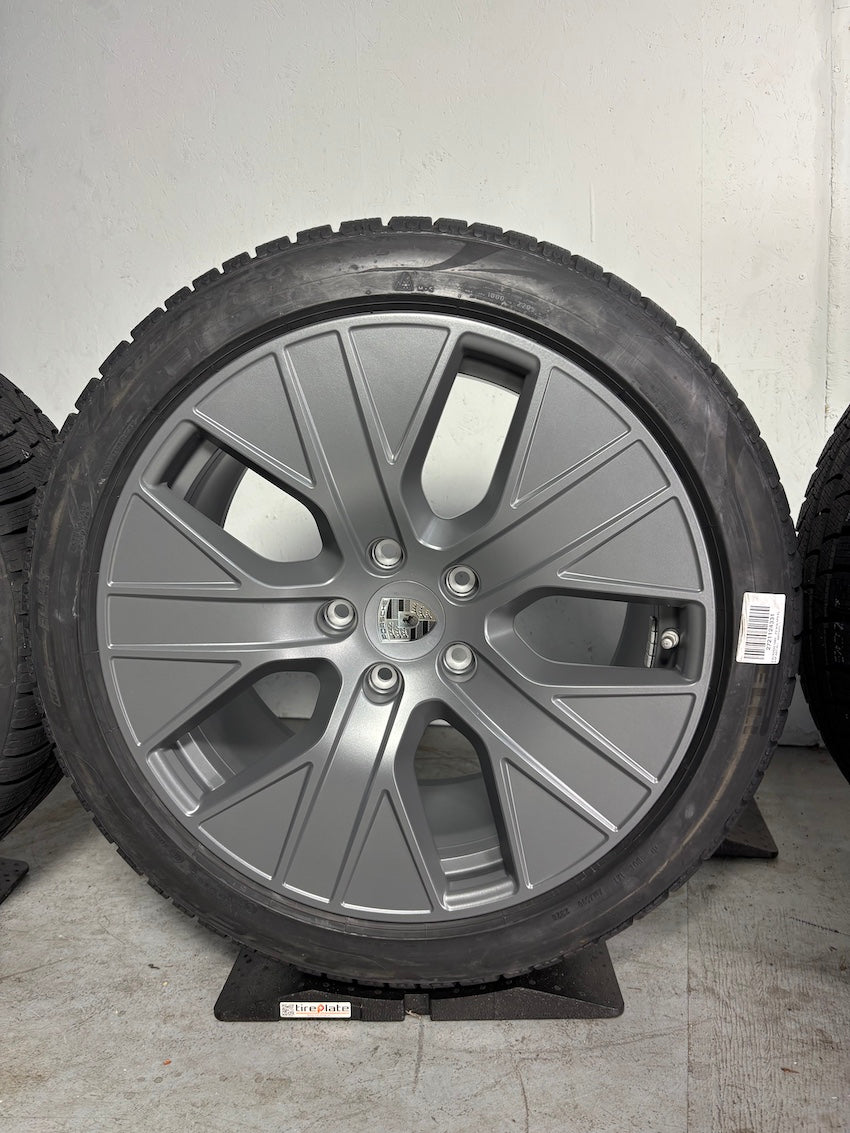 Porsche Taycan J1 20 Zoll TURBO AERO Winterräder Pirelli NEUREIFEN 2026