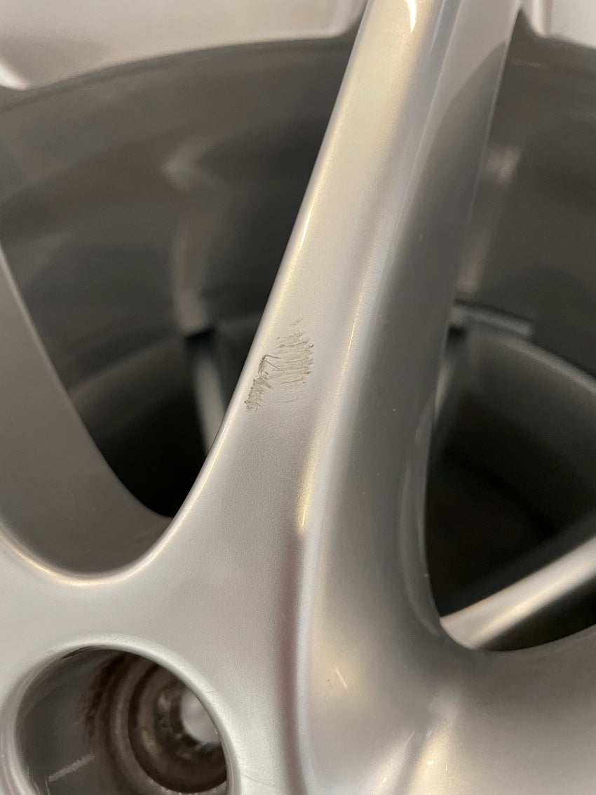 Porsche Cayenne Coupe 20 Zoll E3 9Y0 DESIGN Winter Räder Michelin 2020