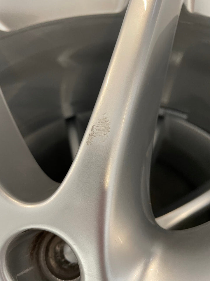 Porsche Cayenne Coupe 20 Zoll E3 9Y0 DESIGN Winter Räder Michelin 2020
