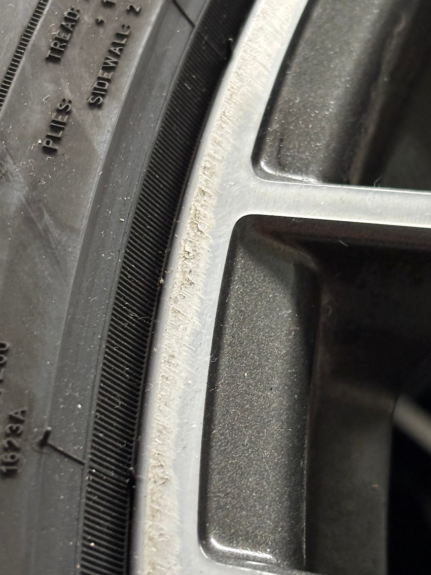 Porsche Cayenne E3 21 Zoll RS Spyder Winter Räder Pirelli DOT2023