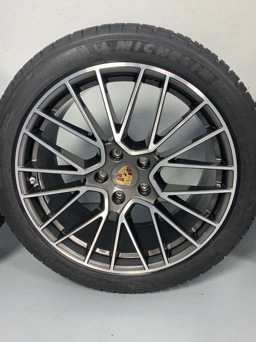 Porsche Cayenne COUPE E3 21 Zoll RS Spyder Winter Räder Michelin MwSt.