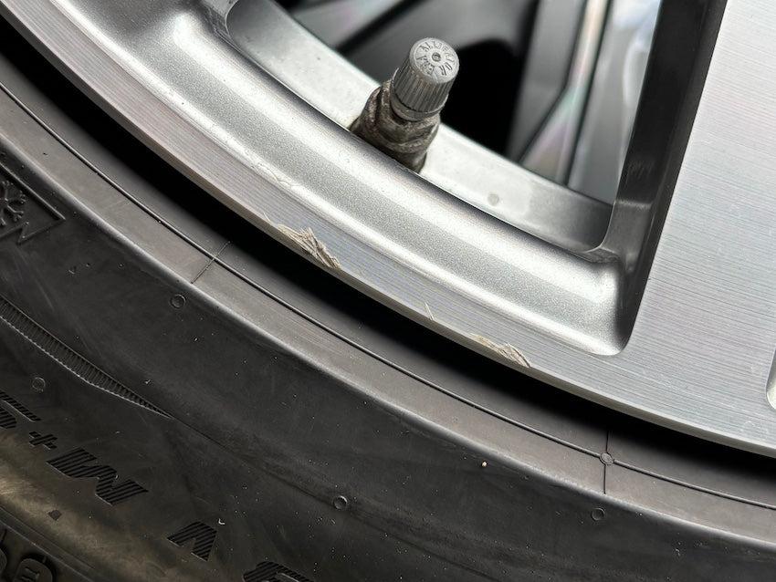 Porsche Taycan 20 Zoll Tequipment Design Winterräder Pirelli DOT2022