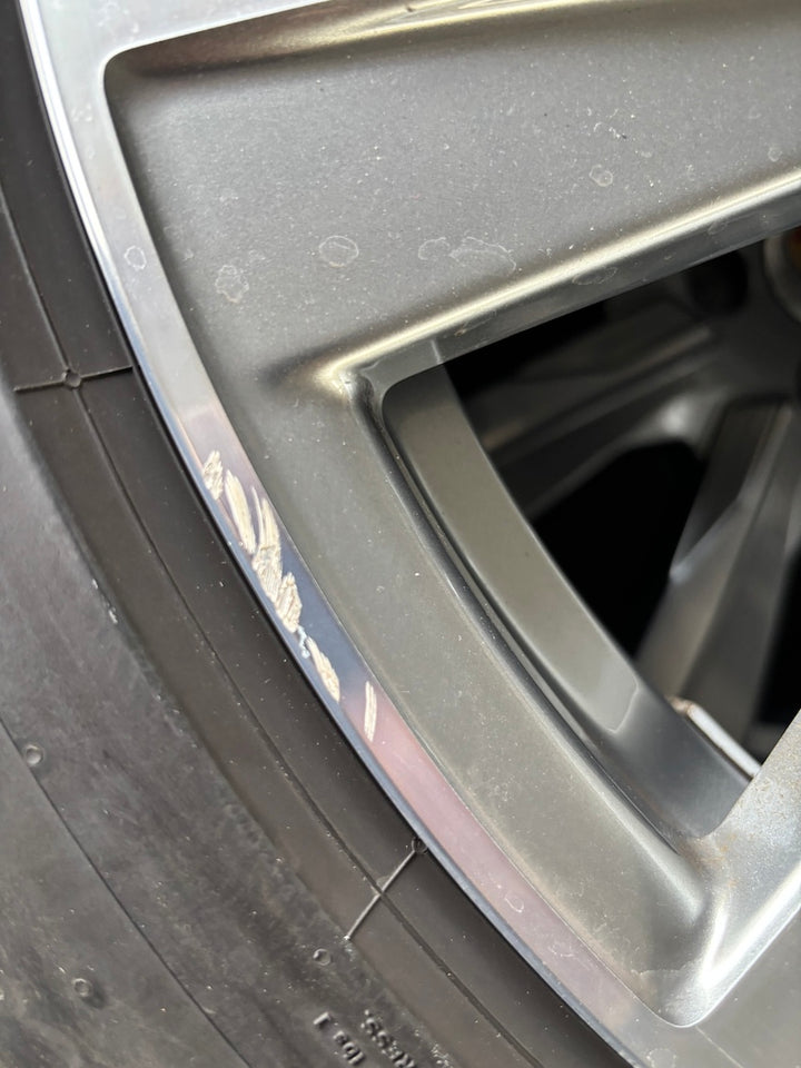 Porsche Taycan 20 Zoll Tequipment Design Winterräder Pirelli DOT2022