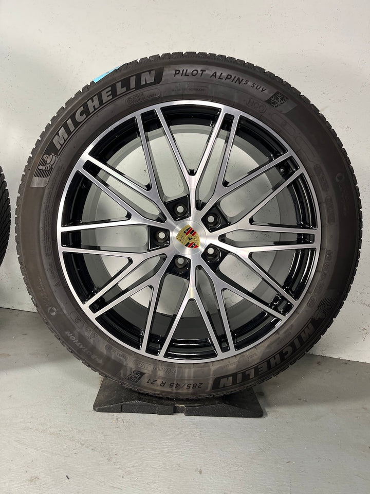 Porsche Cayenne COUPE E3 II 9Y0 21 Zoll RS Spyder Winter Michelin DOT2024 6,5-7mm