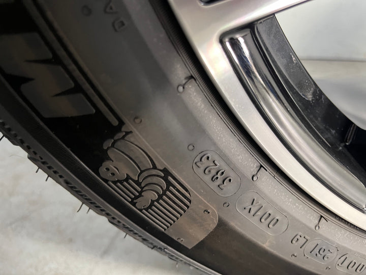 Porsche Cayenne COUPE E3 II 9Y0 21 Zoll RS Spyder Winter Michelin DOT2023