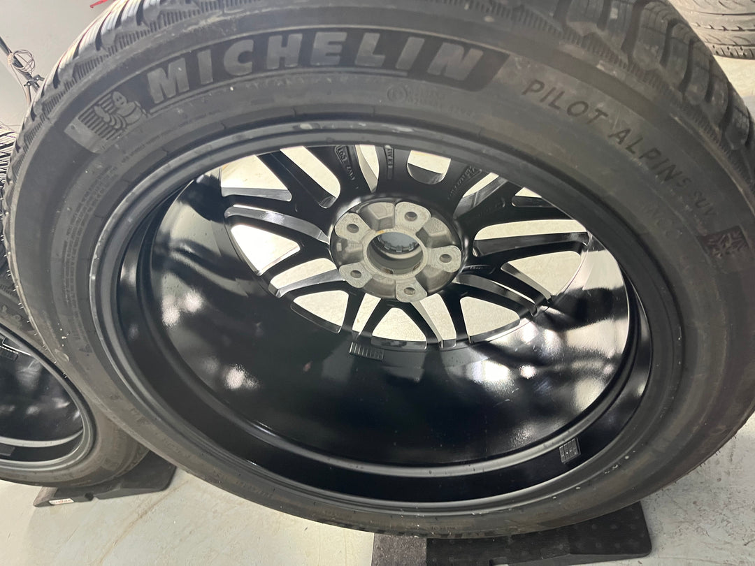 Porsche Cayenne COUPE E3 II 9Y0 21 Zoll RS Spyder Winter Michelin DOT2024 6,5-7mm