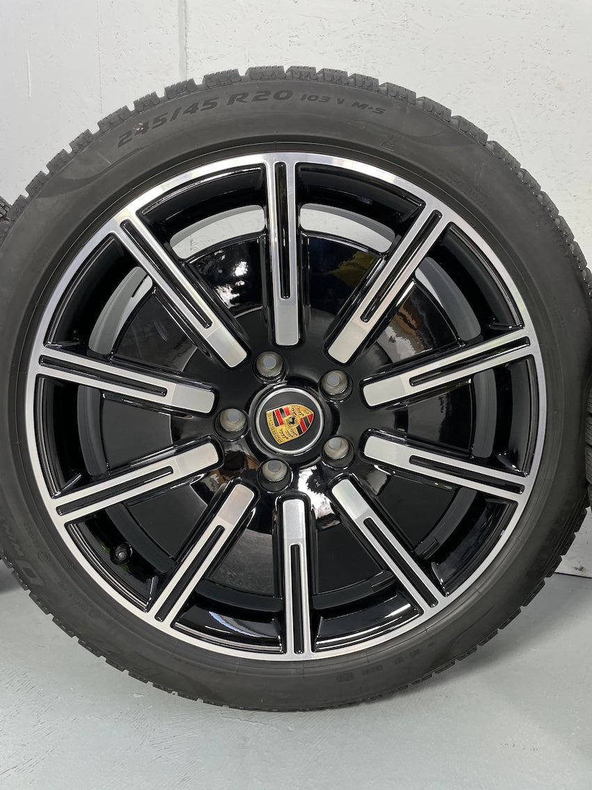Porsche Taycan 20 Zoll Sport Aero Winter Räder Pirelli DOT2022 7mm