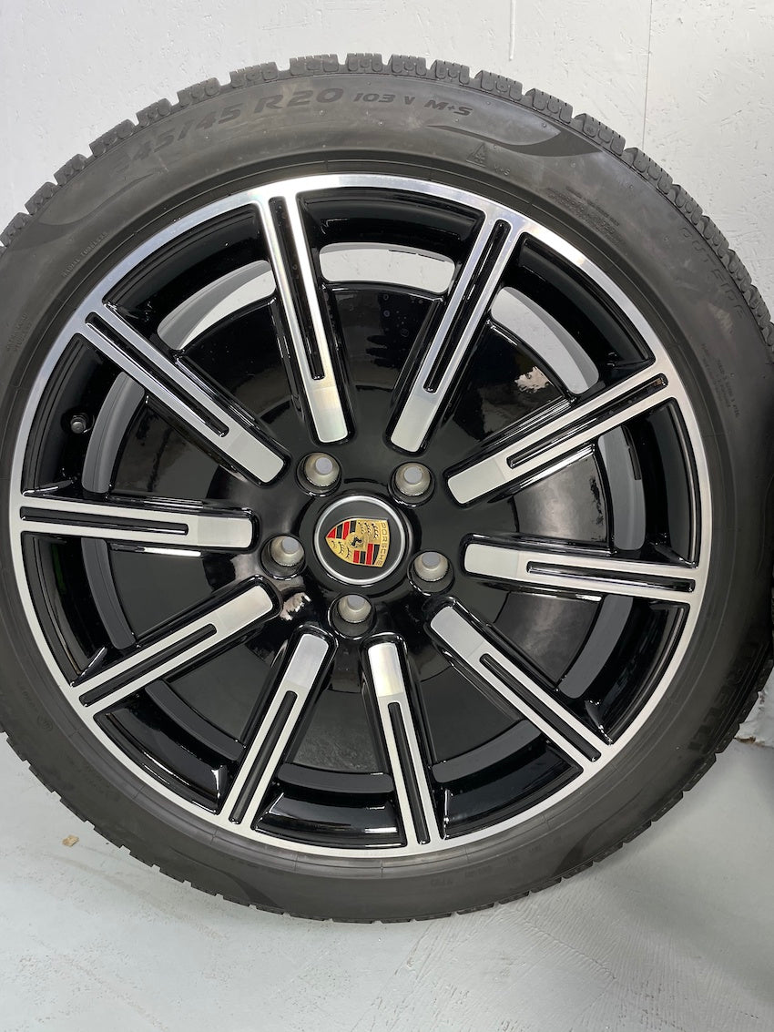 Porsche Taycan 20 Zoll Sport Aero Winter Räder Pirelli DOT2022 7mm