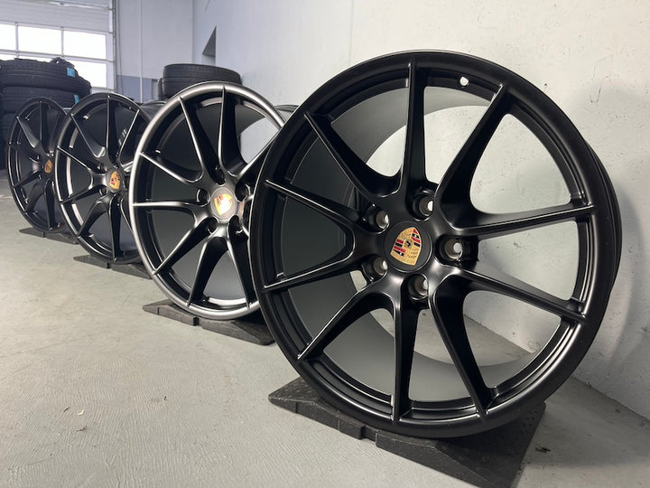 Porsche 991.1 20 Zoll Carrera S III Felgen Allrad C4 4S neu beschichtet mattschwarz