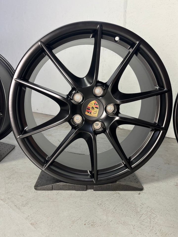 Porsche 991.1 20 Zoll Carrera S III Felgen Allrad C4 4S neu beschichtet mattschwarz