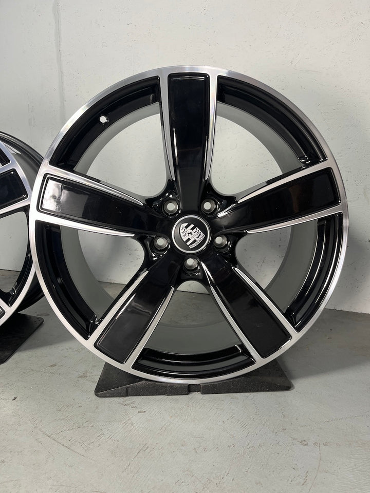 Porsche Cayenne E3 9Y3 22 Zoll Sport Classic II Felgen MwSt.awb. bicolour