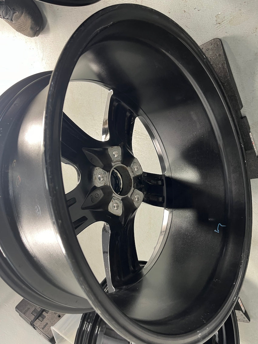 Porsche Cayenne E3 9Y3 22 Zoll Sport Classic II Felgen MwSt.awb. bicolour