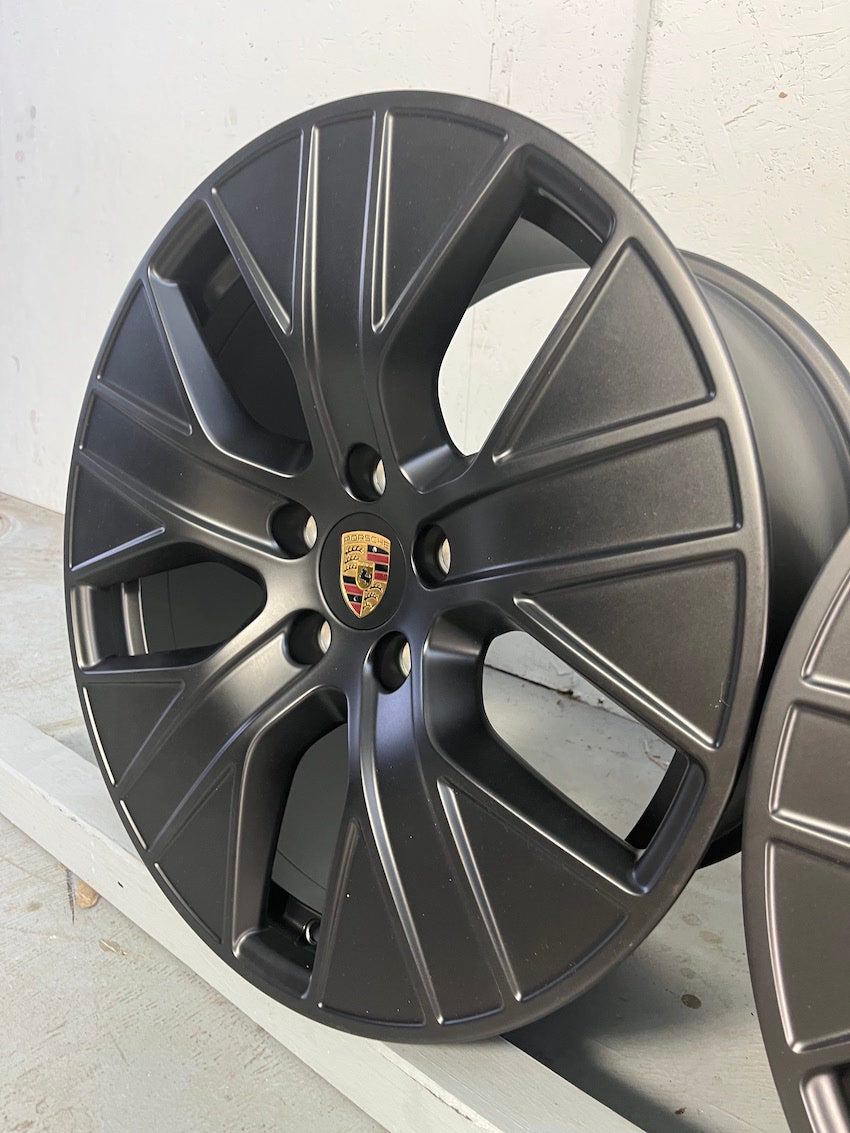 Porsche Taycan 20 Zoll J1 + J1 II TURBO AERO Felgen mattschwarz neu