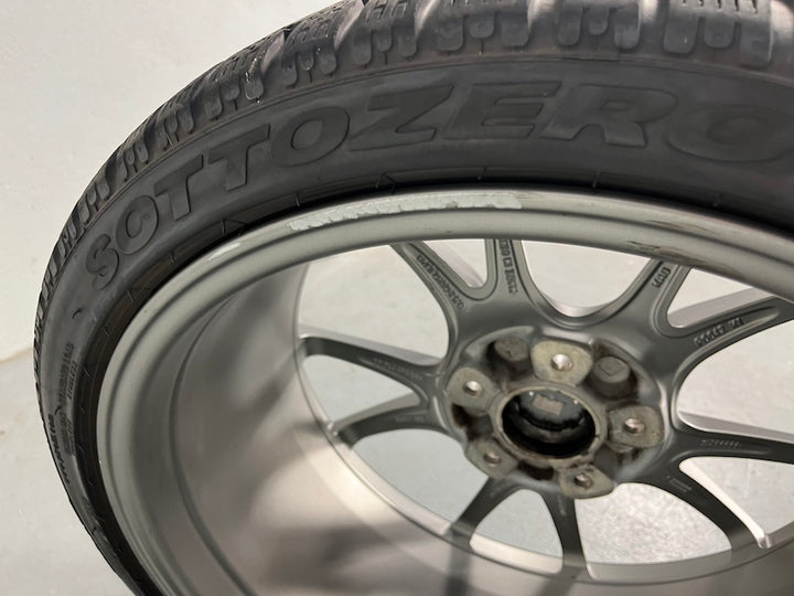 Porsche 992 20 21 Zoll Carrera S Winter Räder Michelin 7,5mm DOT2023/20