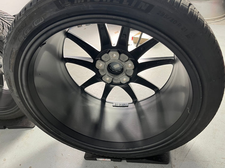 Porsche 992 20 21 Zoll Carrera S Winter Räder Michelin 7,5mm DOT2023/20