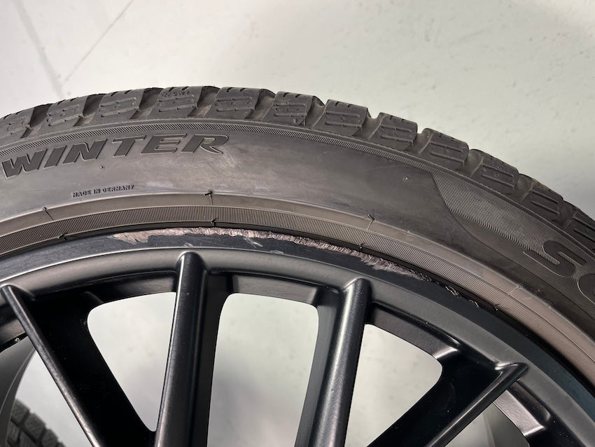 Porsche Panamera 971 21 Zoll Sport Design Winter Räder Pirelli mattschwarz