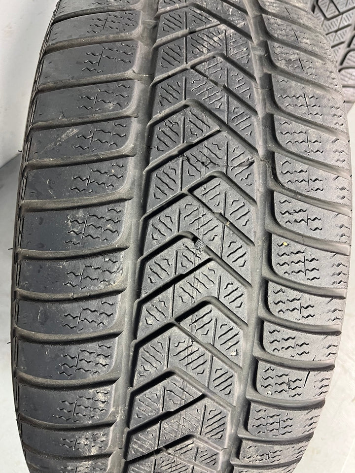 Porsche Panamera 971 21 Zoll Sport Design Winter Räder Pirelli mattschwarz