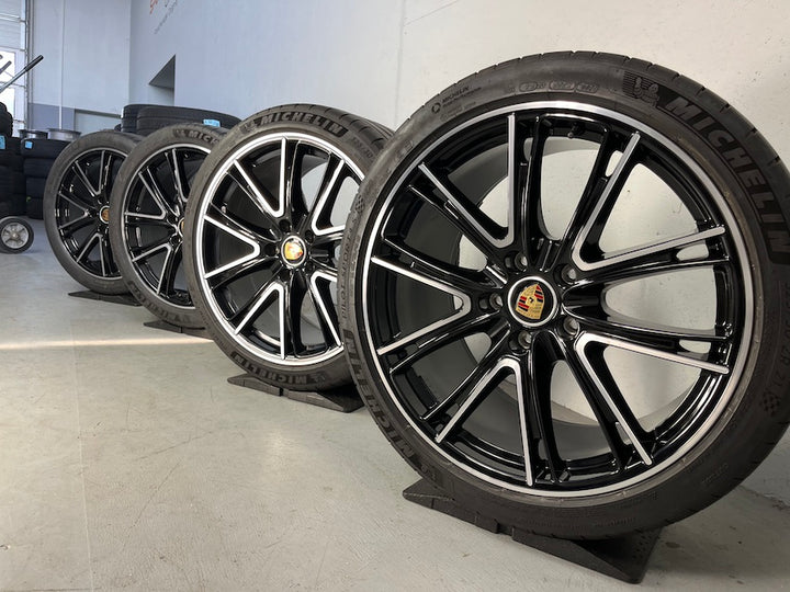 Porsche Panamera 971 21 Zoll EXCLUSIVE DESIGN SPORT Sommer 2x Neureifen
