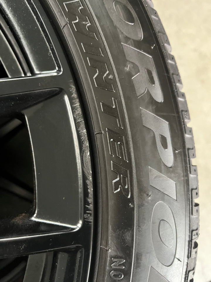 Porsche Macan III 20 Zoll Macan S Winter Räder PIRELLI 6-7mm