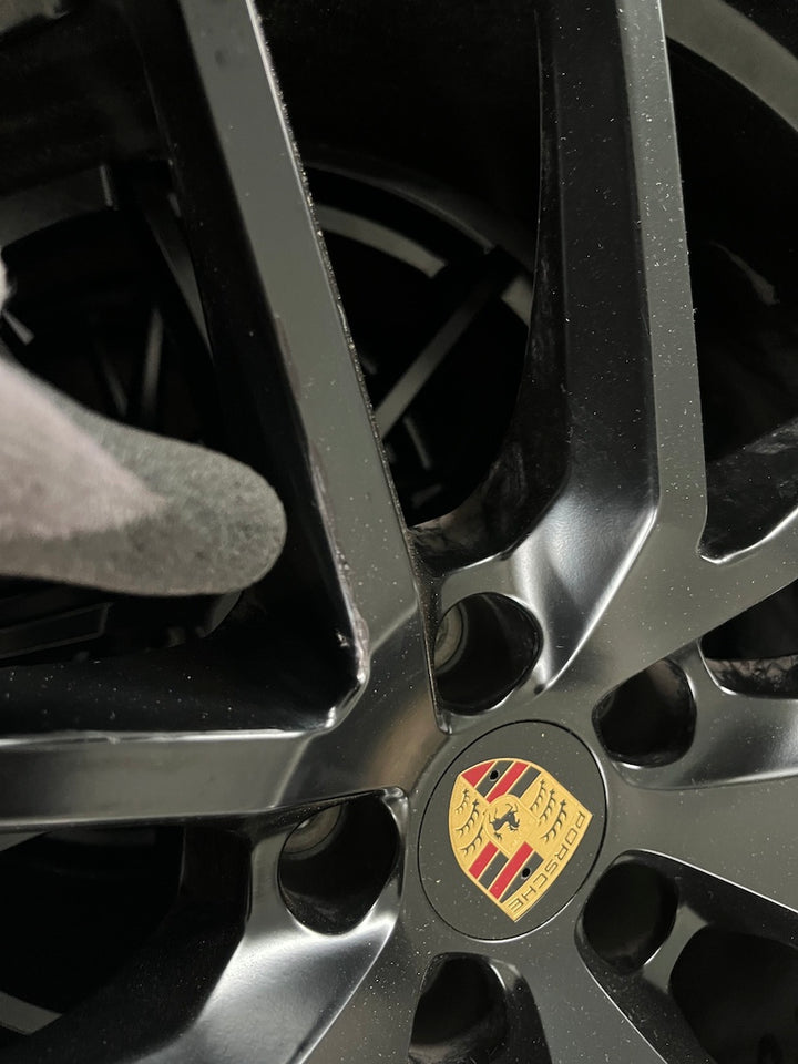 Porsche Macan III 20 Zoll Macan S Winter Räder PIRELLI 6-7mm