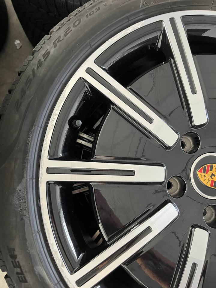 Porsche Taycan 20 Zoll Sport Aero Winterräder Pirelli DOT2023 7mm