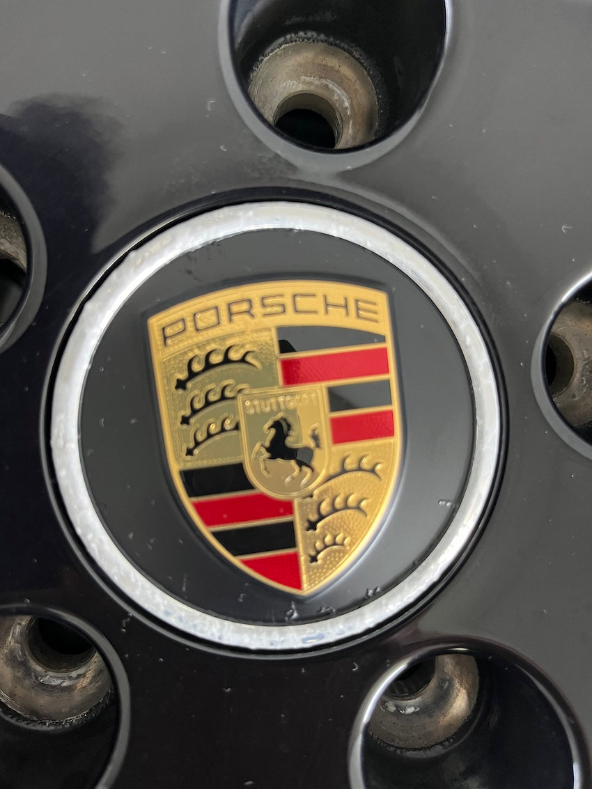 Porsche Taycan J1 20 Zoll Sport Aero Winterräder Pirelli MwSt.awb.