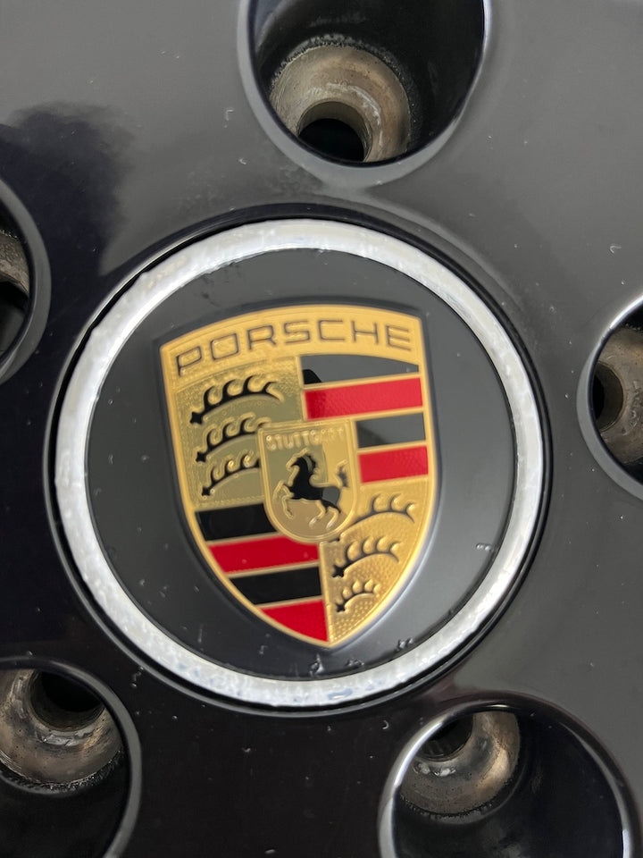 Porsche Taycan J1 20 Zoll Sport Aero Winterräder Pirelli MwSt.awb.