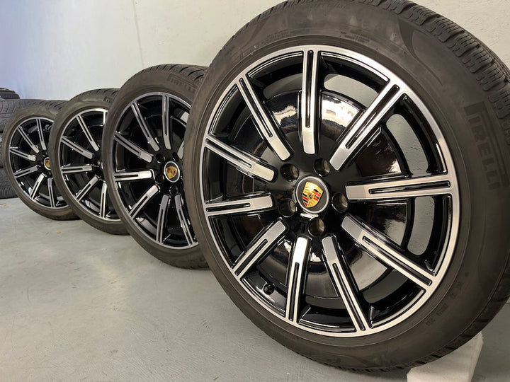 Porsche Taycan 20 Zoll Sport Aero Winterräder Pirelli DOT2021 6,5-7mm