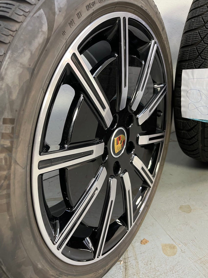 Porsche Taycan 20 Zoll Sport Aero Winterräder Pirelli DOT2021 6,5-7mm