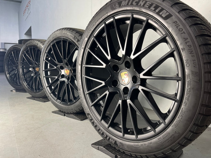 Porsche Cayenne E3 COUPE 9Y0 21 Zoll RS Spyder Winter Räder Michelin DOT2020/2023