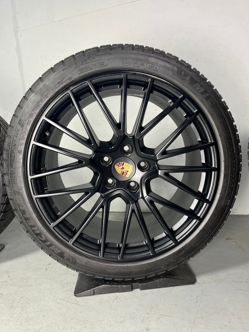 Porsche Cayenne E3 COUPE 9Y0 21 Zoll RS Spyder Winter Räder Michelin DOT2020/2023