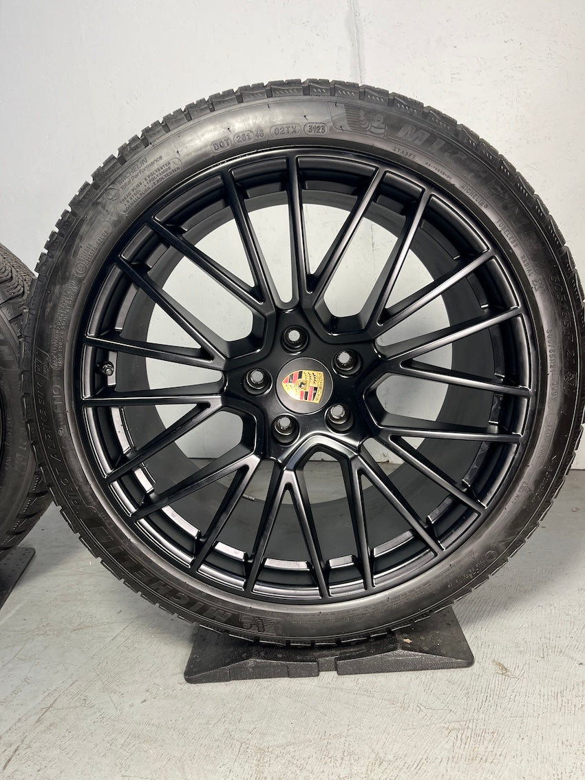 Porsche Cayenne E3 COUPE 9Y0 21 Zoll RS Spyder Winter Räder Michelin DOT2020/2023