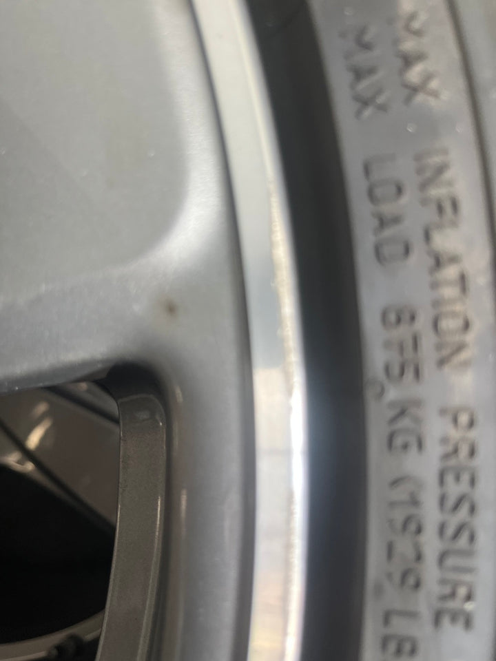 Porsche Macan I 21 Zoll Sport Classic Sommer Räder GT-silber Continental