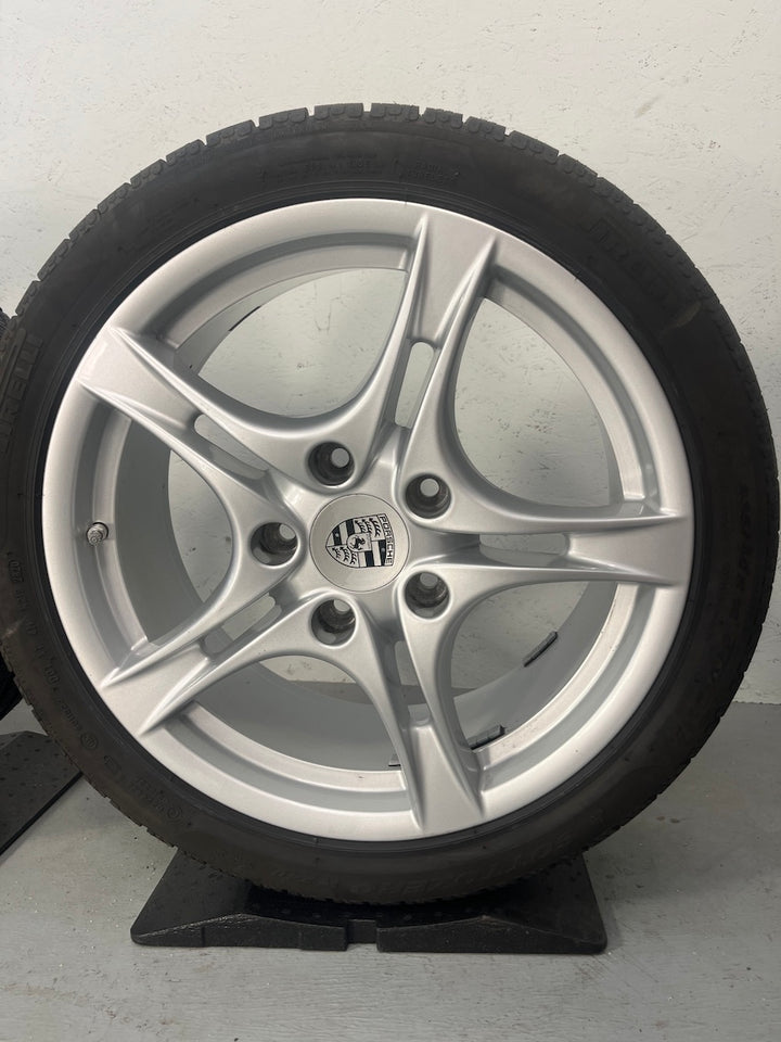 Porsche Boxster 987 18 Zoll Cayman S II Winter Räder Pirelli DOT2020/21 8mm