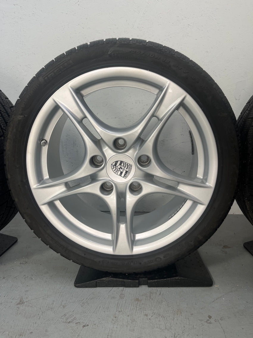 Porsche Boxster 987 18 Zoll Cayman S II Winter Räder Pirelli DOT2020/21 8mm