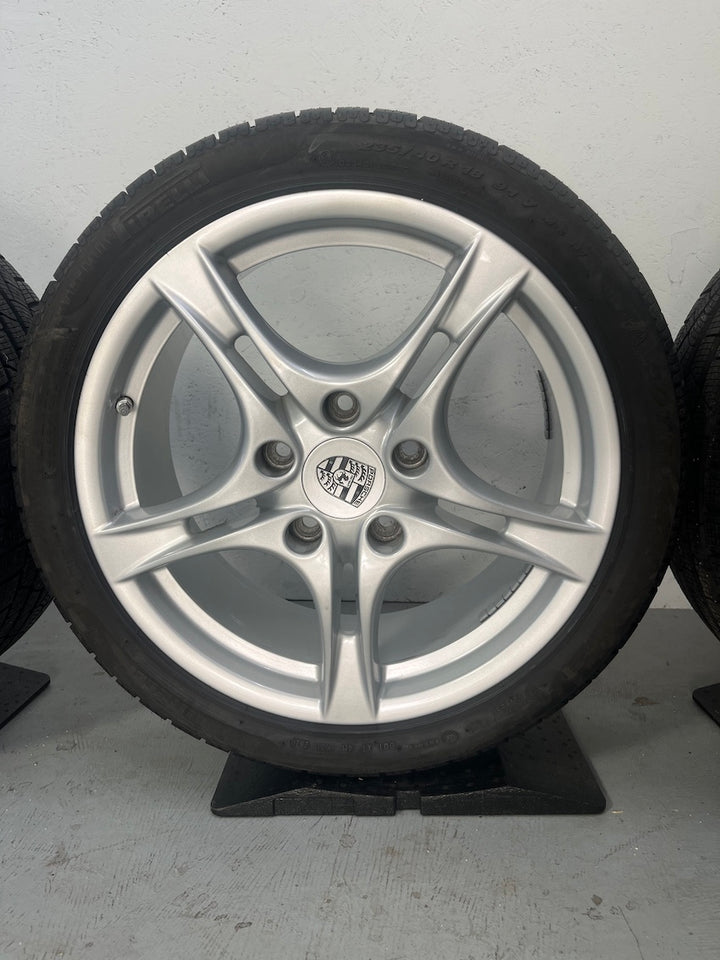 Porsche Boxster 987 18 Zoll Cayman S II Winter Räder Pirelli DOT2020/21 8mm