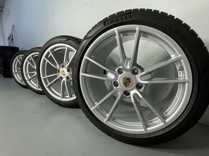 Porsche 992 19/ 20 Zoll Carrera C4 C2 4S Winter Pirelli 6,5-7,5mm DOT2020