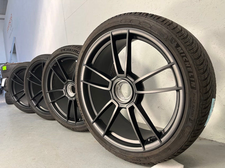 Porsche 992.1 20 21 Zoll GTS Winter Räder Michelin DOT2023 nur 800Km