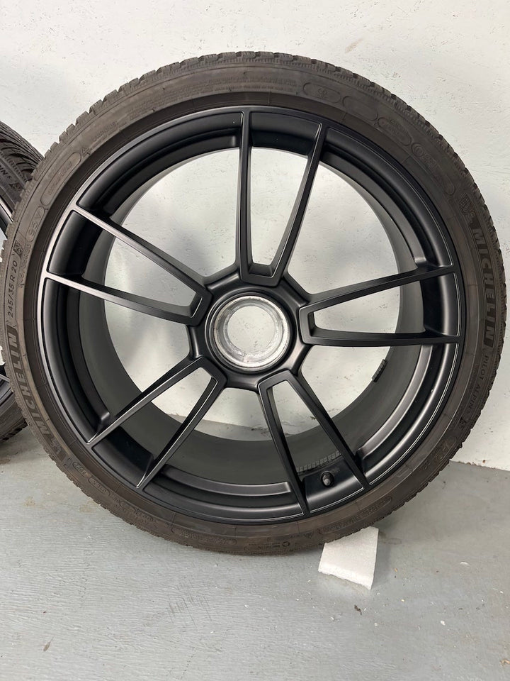 Porsche 992.1 20 21 Zoll GTS Winter Räder Michelin DOT2023 nur 800Km