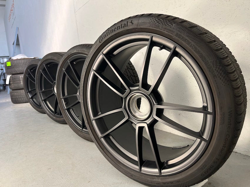 Porsche 992 20 21 Zoll GTS Winter Räder Continental NEU NEU NEU