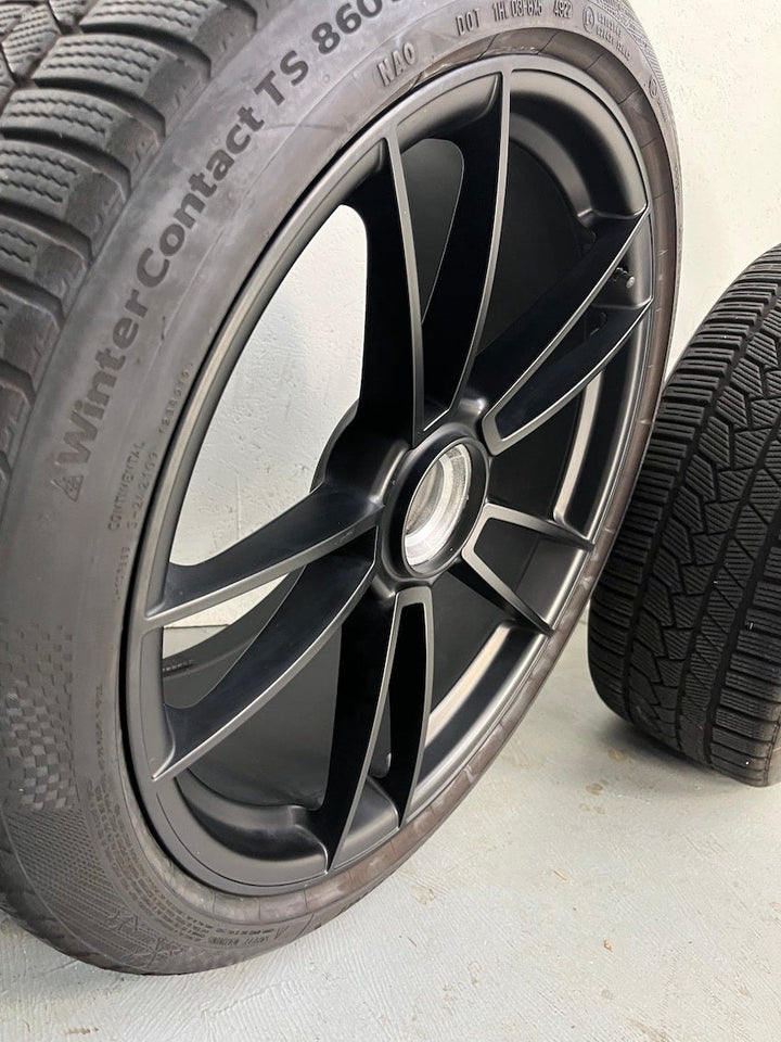 Porsche 992 20 21 Zoll GTS Winter Räder Continental DOT2021 6,5+7mm