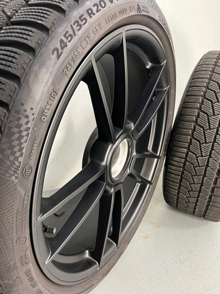 Porsche 992 20 21 Zoll GTS Winter Räder Continental DOT2021 6,5+7mm