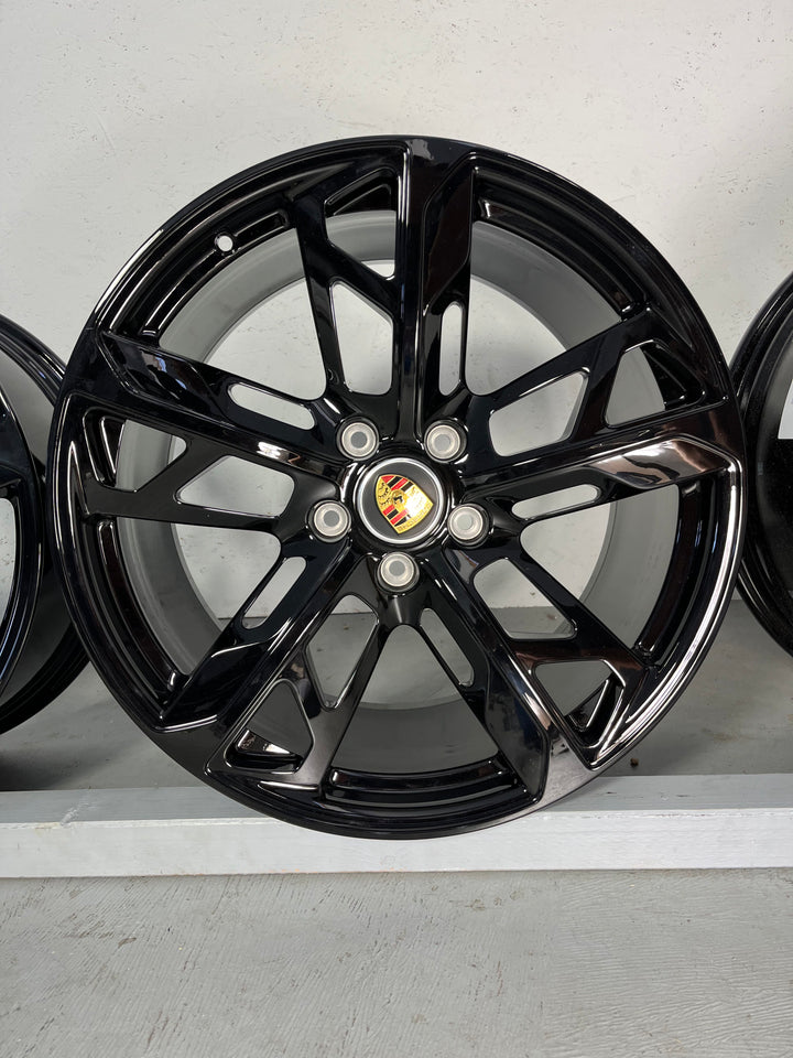 Porsche Taycan 21 Zoll CROSS TURISMO DESIGN Felgen NEU