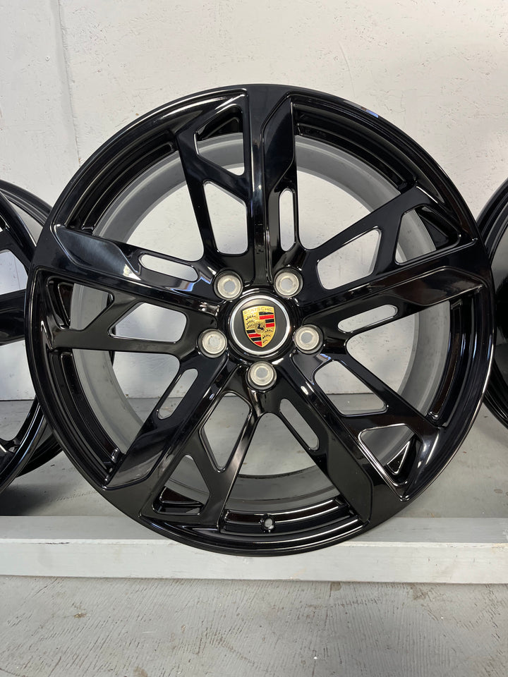 Porsche Taycan 21 Zoll CROSS TURISMO DESIGN Felgen NEU