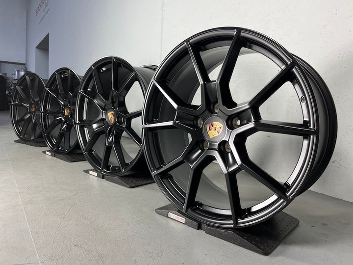 Porsche Taycan 21 Zoll RS SPYDER Felgen neu