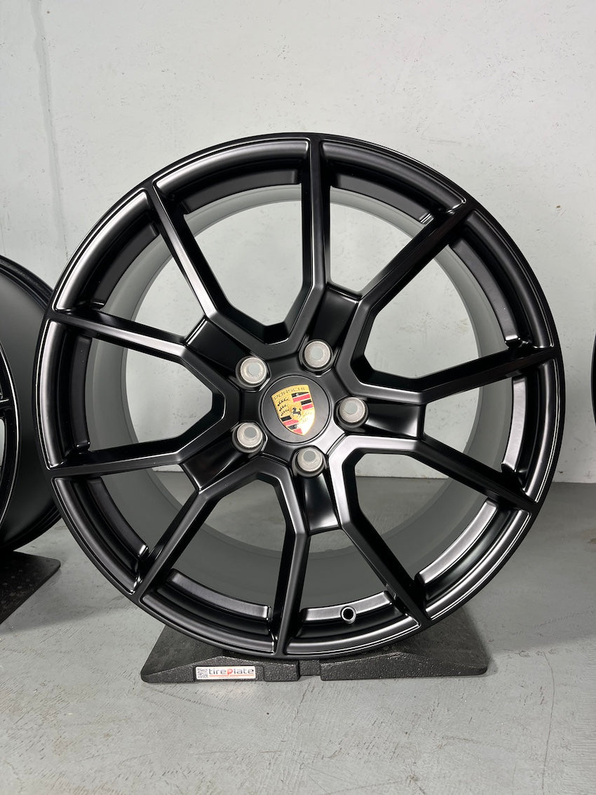 Porsche Taycan 21 Zoll RS SPYDER Felgen neu