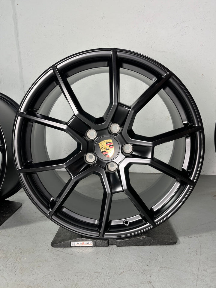 Porsche Taycan 21 Zoll RS SPYDER Felgen neu