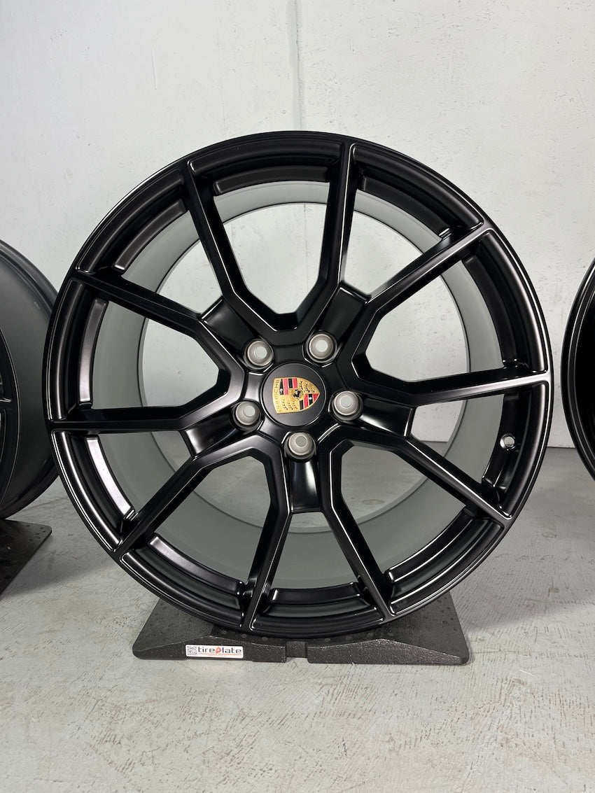 Porsche Taycan 21 Zoll RS SPYDER Felgen neu