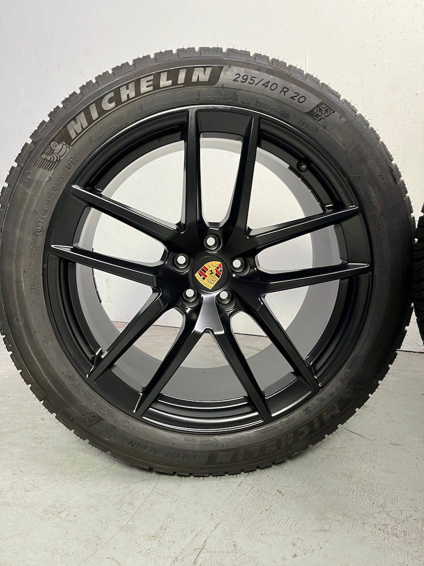 Porsche Macan III S 20“ WINTER RÄDER Michelin nur 600Km DOT2023