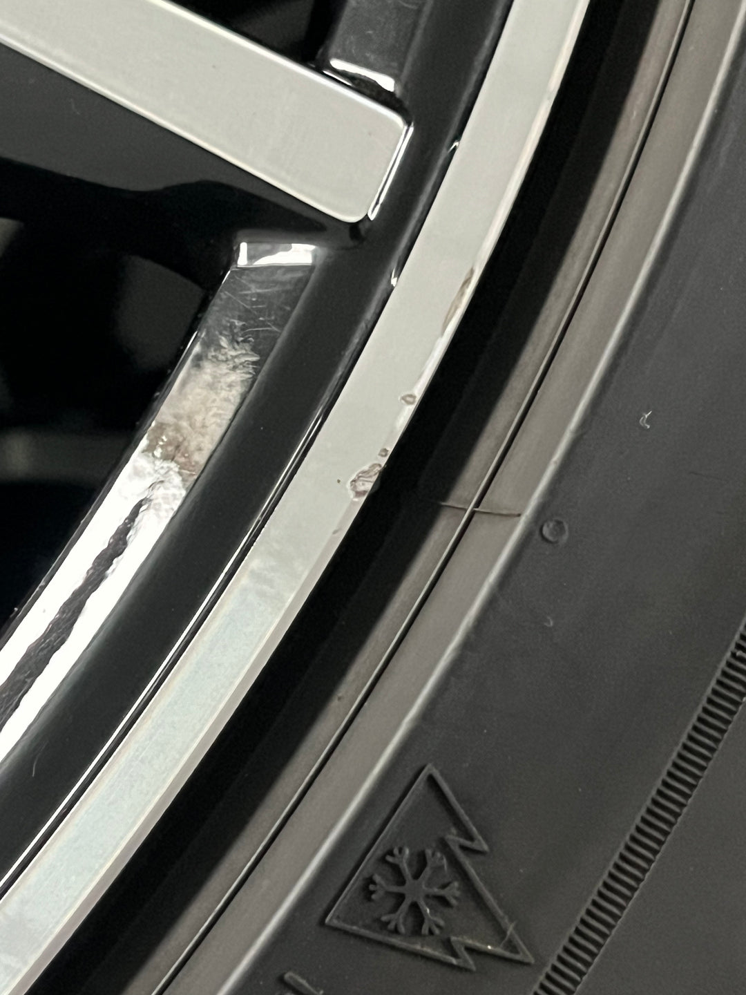 Porsche Taycan 20 Zoll TURBO S AERO Winterräder Pirelli 900Km DOT2023